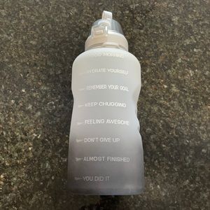 128 oz water bottle